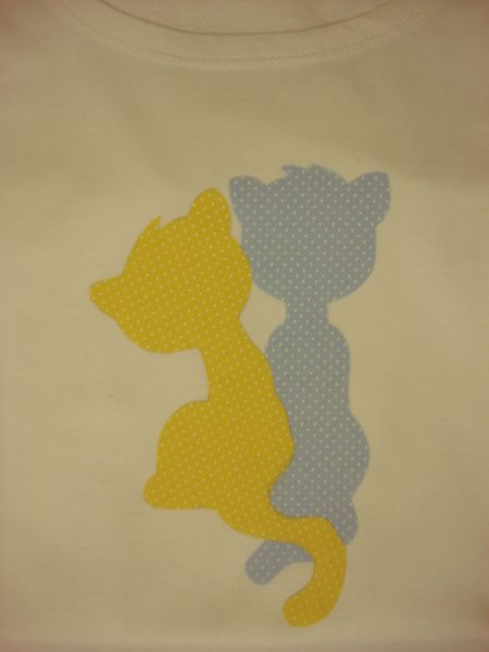 Camiseta Gatos Entrelaçados